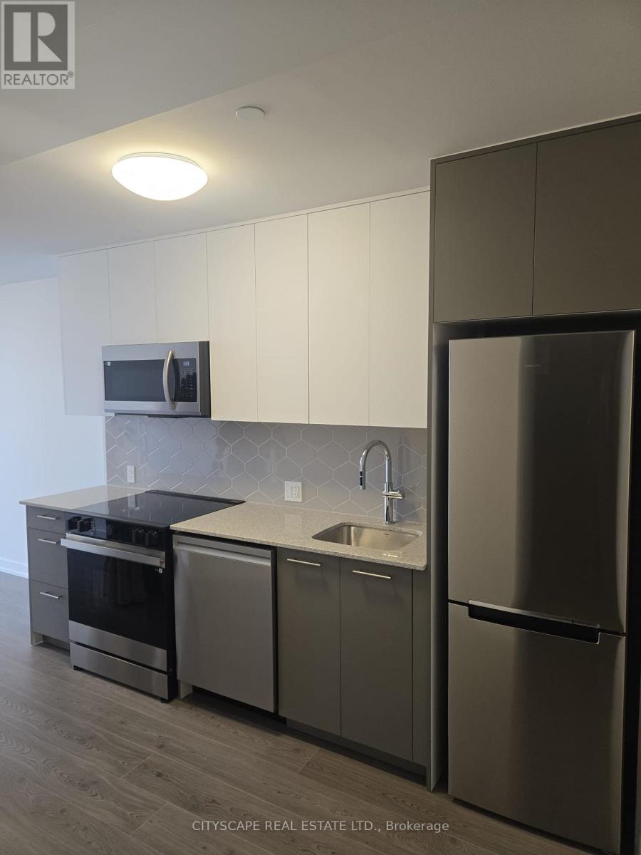 905 - 30 FRANCIS STREET S Kitchener, Ontario 3