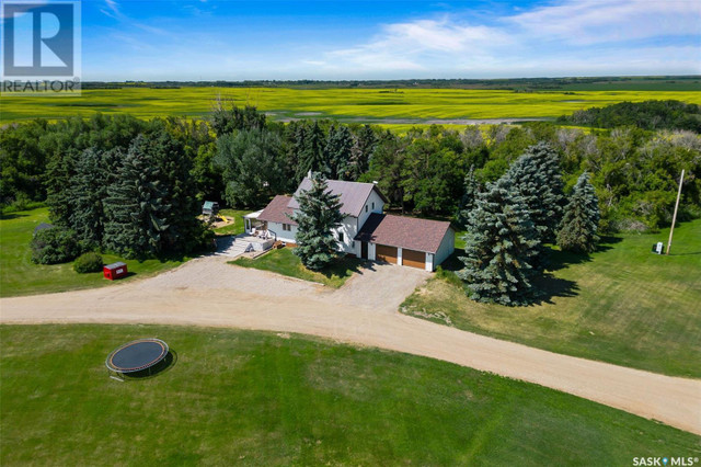 Zerr Acreage South Qu'Appelle Rm No. 157, Saskatchewan in Houses for Sale in Regina - Image 2