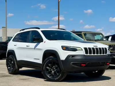 Vaudreuil Dodge Jeep Ram and Vaudreuil Fiat . Engine: Moteur V6 3.2L L/100Km City: 12.9 L/100Km Hwy:...