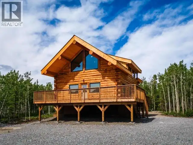 400 URSA WAY Whitehorse North, Yukon in Houses for Sale in Whitehorse - Image 4