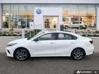 This Kia Forte delivers a Regular Unleaded I-4 2.0 L/122 engine powering this Variable transmission.... (image 1)