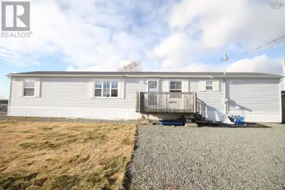 Welcome to this lovely Maple Leaf mini home, perfectly situated on a generous ½-acre waterfront lot...