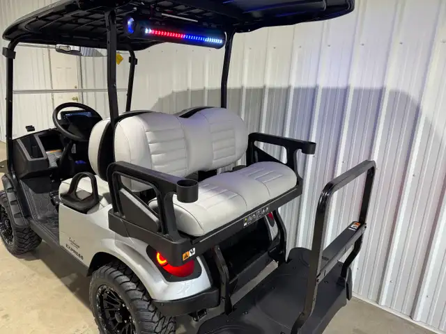 2026 EZGO EXPRESS S4 SUMMIT XT in ATVs in Vernon - Image 18