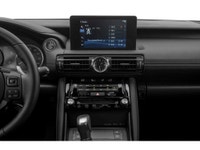 One Owner verified, Owner Manual, Rubber Mats, AWD, Black, Seat Trim Artificial Leather, 10.3-Inch D... (image 6)