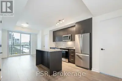 Welcome to Oakvillage by Minto, where luxury and convenience meet in the heart of Oakville's vibrant...