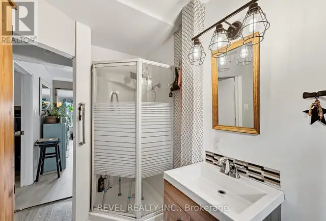 57 ROLLIE'S BAY ROAD Curve Lake First Nation 35 (Curve Lake Firs in Houses for Sale in Peterborough - Image 17