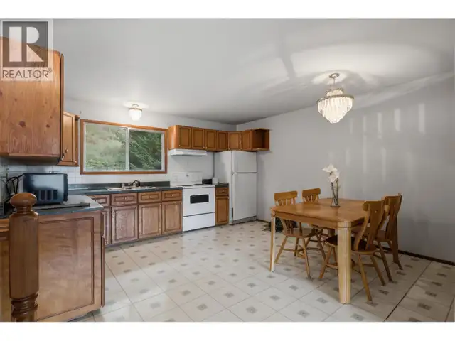 3125 FIRDALE DRIVE Williams Lake, British Columbia in Houses for Sale in Williams Lake - Image 7