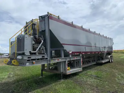 2011 KEYSTONE 3000 CUBIC FT SAND MOBILE STORAGE PIG DRY BULK TANK TRAILER WITH CONVEYOR BELT SYSTEM...