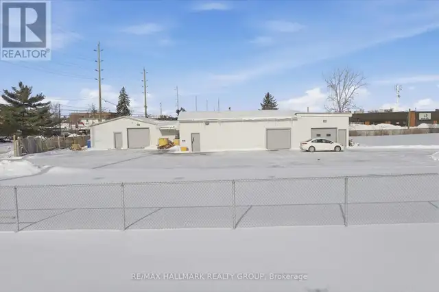 2 - 1215 RAINBOW STREET Ottawa, Ontario in Commercial & Office Space for Rent in Ottawa - Image 18