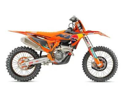 2026 KTM 250 SX-F Factory EditionTEARING AHEAD The 2026 KTM 250 SX-F FACTORY EDITION is a limited-pr...