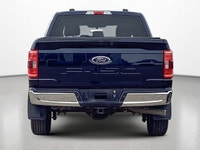 This Ford F-150 boasts a PowerBoost Full-Hybrid V6 3.5 L engine powering this Automatic transmission... (image 4)