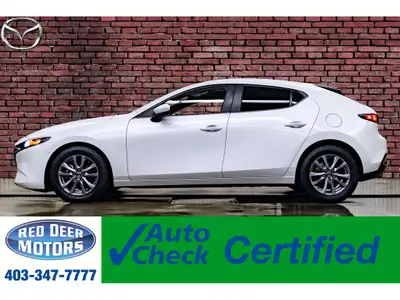 **MECHANICALLY CERTIFIED** 58,965 KM This 2019 Mazda 3 GS Sport Hatchback is powered by a 2.5L engin...