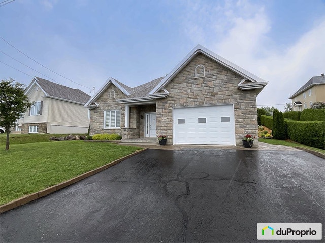 $585,000 - Bungalow for sale in Ste-Marie — photo 2