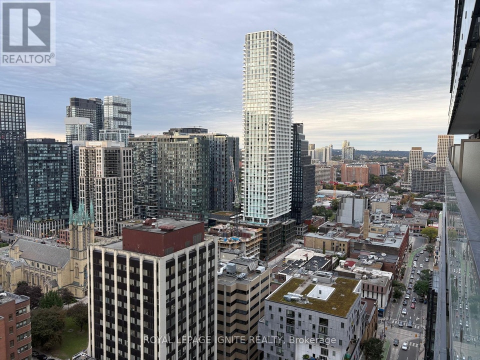 2611 - 25 RICHMOND STREET E Toronto (Church-Yonge Corridor), Ont 3