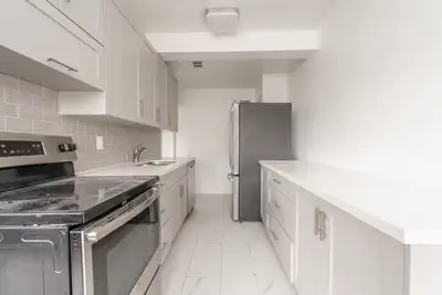 renovated two bedroom - ID 2618