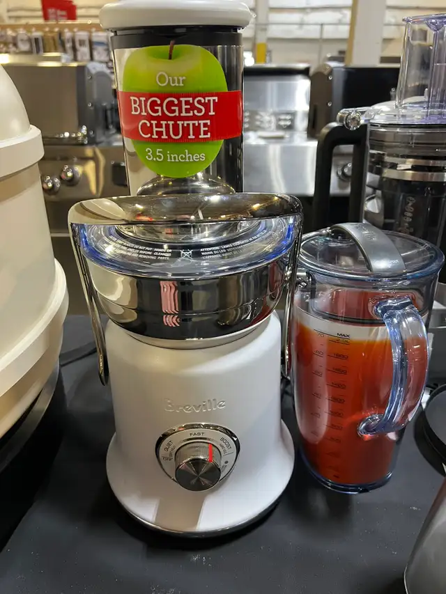 Breville Juice Fountain Cold XL BJE830SST1BCA1 in Processors, Blenders & Juicers in Kitchener / Waterloo - Image 2
