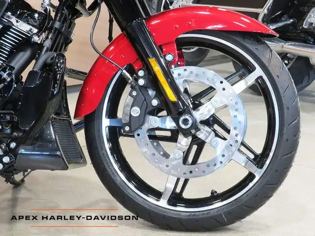 2025 Harley-Davidson FLTRX - Road Glide in Sport Touring in Cambridge - Image 10