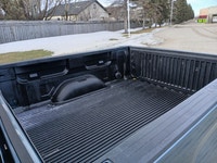 Super Clean 2014 GMC Sierra 4x4, power and Economy, 4.3 Litre V6, ready for Work or Recreation, air... (image 8)