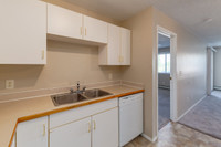 Welcome to your new home in Spruce Grove! Amberwynd Apartments offers you a diverse range of ameniti... (image 4)