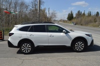 2021 Subaru Outback Touring 146,021 KM Only $21,950 or $157 Bi-Weekly(O.A.C.). Bi-weekly payment inc... (image 5)