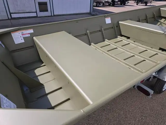 2026 Lund 1648MT Jon Boat in Powerboats & Motorboats in Edmonton - Image 7