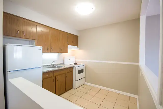 ALL INCLUSIVE - Westwood Garden Apts 1BR Apt Available Now in Long Term Rentals in Kitchener / Waterloo - Image 6