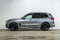 Francais: * Entretien périodique sans frais 3 ans/60k * Groupe Premium * Groupe M Sport * Groupe M S... (image 3)