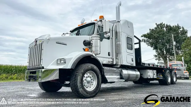 2015 KENWORTH T800 CAMION PLATE FORME REMORQUEUSE in Heavy Trucks in Moncton - Image 5