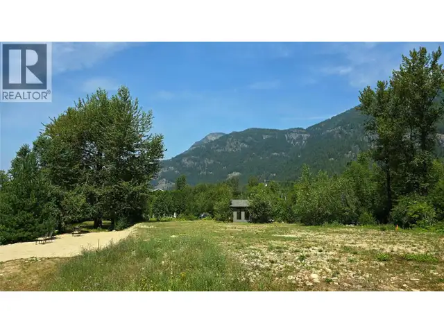 6 Highway Lot# B Crescent Valley, British Columbia in Land for Sale in Nelson - Image 21