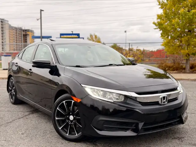 2016 Honda Civic, Automatic, 127,000 km, Screen, Sunroof, Alloy Wheels