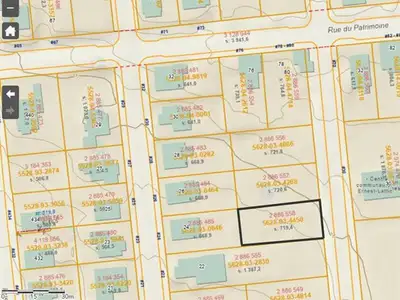 Beautiful lot located in the charming Old Aylmer neighborhood, just minutes from schools, parks, ame...