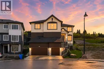 **OPEN HOUSE (Friday 4:00 PM to 6:00 PM and Saturday 12:00 PM to 2:00 PM**Welcome to Crestmont, wher...
