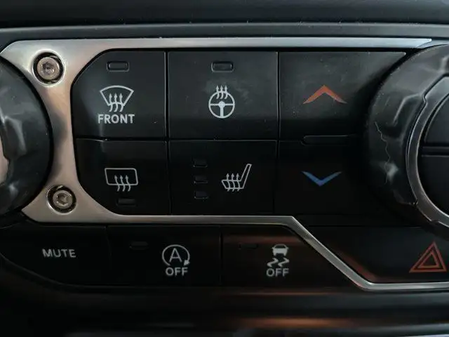 2020 Jeep Wrangler Unlimited Rubicon | 4WD | NAV | Remote Start in Cars & Trucks in Prince George - Image 43