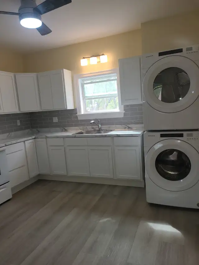 Apartment for rent Fredericton northside 3 bedrooms