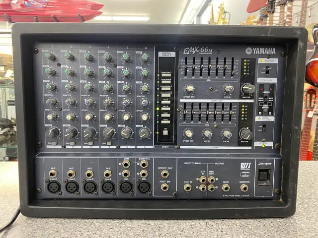 Yamaha EMX66M Powered Mixer in Performance & DJ Equipment in City of Toronto - Image 2