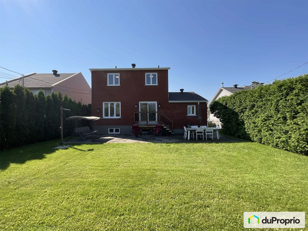 $765,000 - 2 Storey for sale in Ste-Julie — photo 3