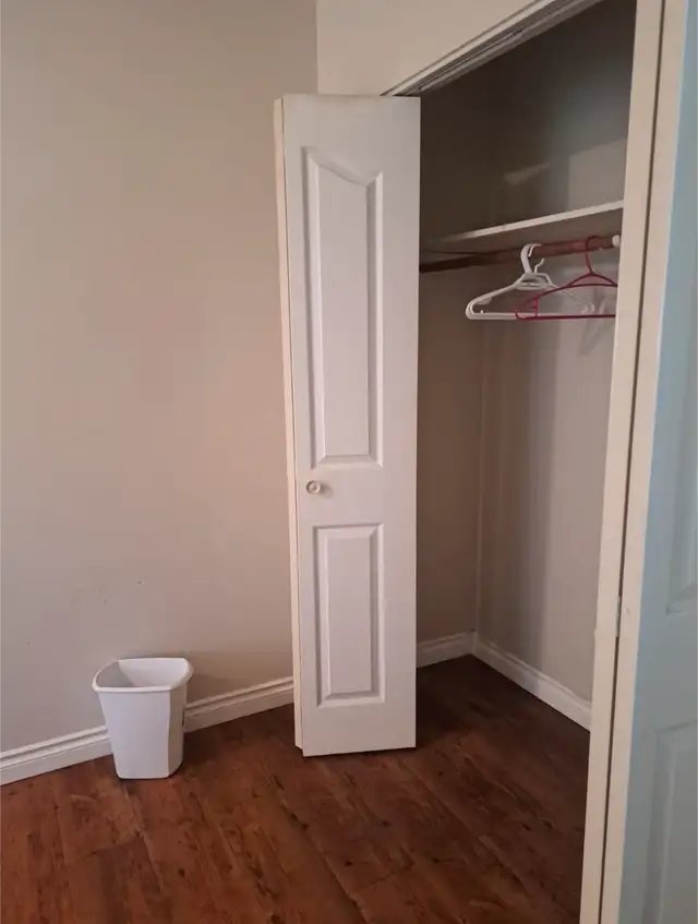Bedroom for rent in Fort Mac63013094934401121