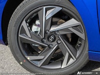This Hyundai Elantra has a dependable Regular Unleaded I-4 2.0 L/122 engine powering this Variable t... (image 6)