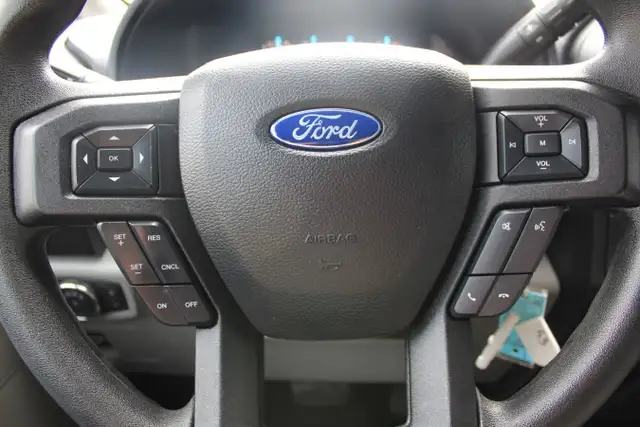 2019 Ford F-150 XL 4WD SuperCab 6.5' Box for sale in Cars & Trucks in Comox / Courtenay / Cumberland - Image 21