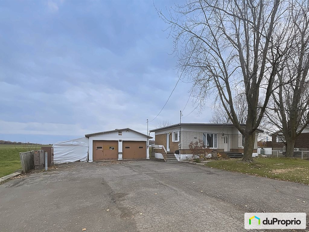 $475,000 - Bungalow for sale in Repentigny (Le Gardeur) — photo 1