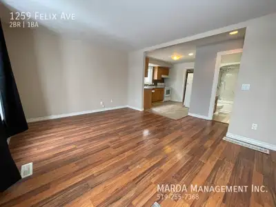 COZY 2 BDRM 1BATH HOUSE W/FENCED IN YARD! + HYDRO, WATER & GAS