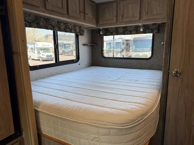 2018 Forest River Sunseeker 2290S Motorisé classe C Sunseeker 22 in RVs & Motorhomes in Lanaudière - Image 10