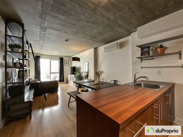 $349,000 - Condominium in Ville-Marie (downtown, old Mtl) — photo 1