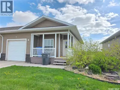 Welcome to a beautifully appointed condo in one of Carlyle’s most established and desirable developm...
