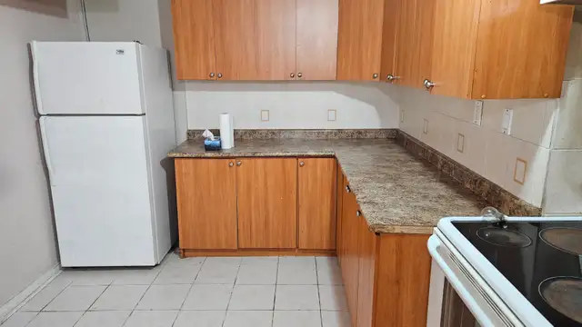 Ajax, Westney & Kingston Rd. Basement Apt. $1150/mo plus.utilite in Long Term Rentals in City of Toronto - Image 9