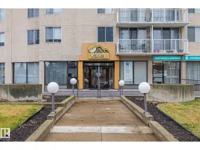 CORNER UNIT! Spacious 1 Bed 1 Bath with RIVER VALLEY VIEWS, and UNDERGROUND PARKING at this price??...
