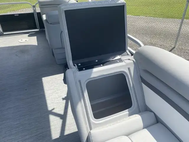 2023 Bennington Marine 20 SVSR in Powerboats & Motorboats in Guelph - Image 17