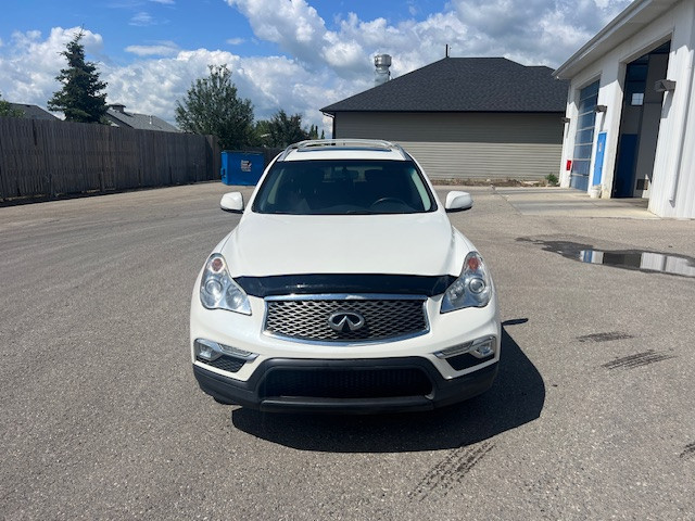 2016 Infiniti QX50 AWD No Accidents Low km in Cars & Trucks in Calgary - Image 3