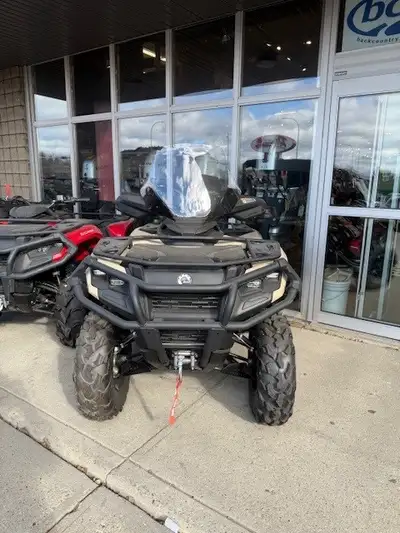 ***FINANCING AVAILABLE!!!*** Price is all-in except GST Accessories Included in price: -3500LB Warn...