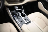 Discover efficiency, comfort, and versatility in this 2023 Toyota Highlander Hybrid AWD. Powered by... (image 8)